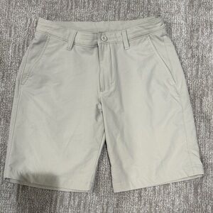 Under Armour Men's Light Tan Golf Shorts